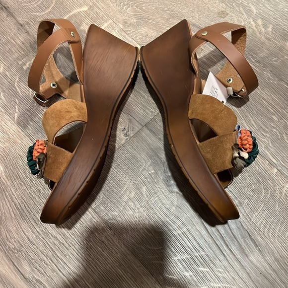 NWT Fabio Maggenti floral leather wedge shoe size 9 - Picture 7 of 11